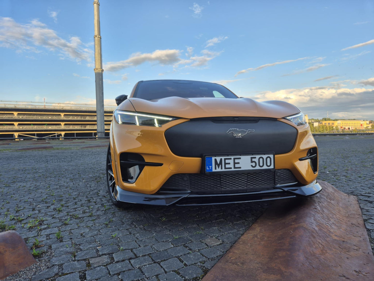 FRONT V2