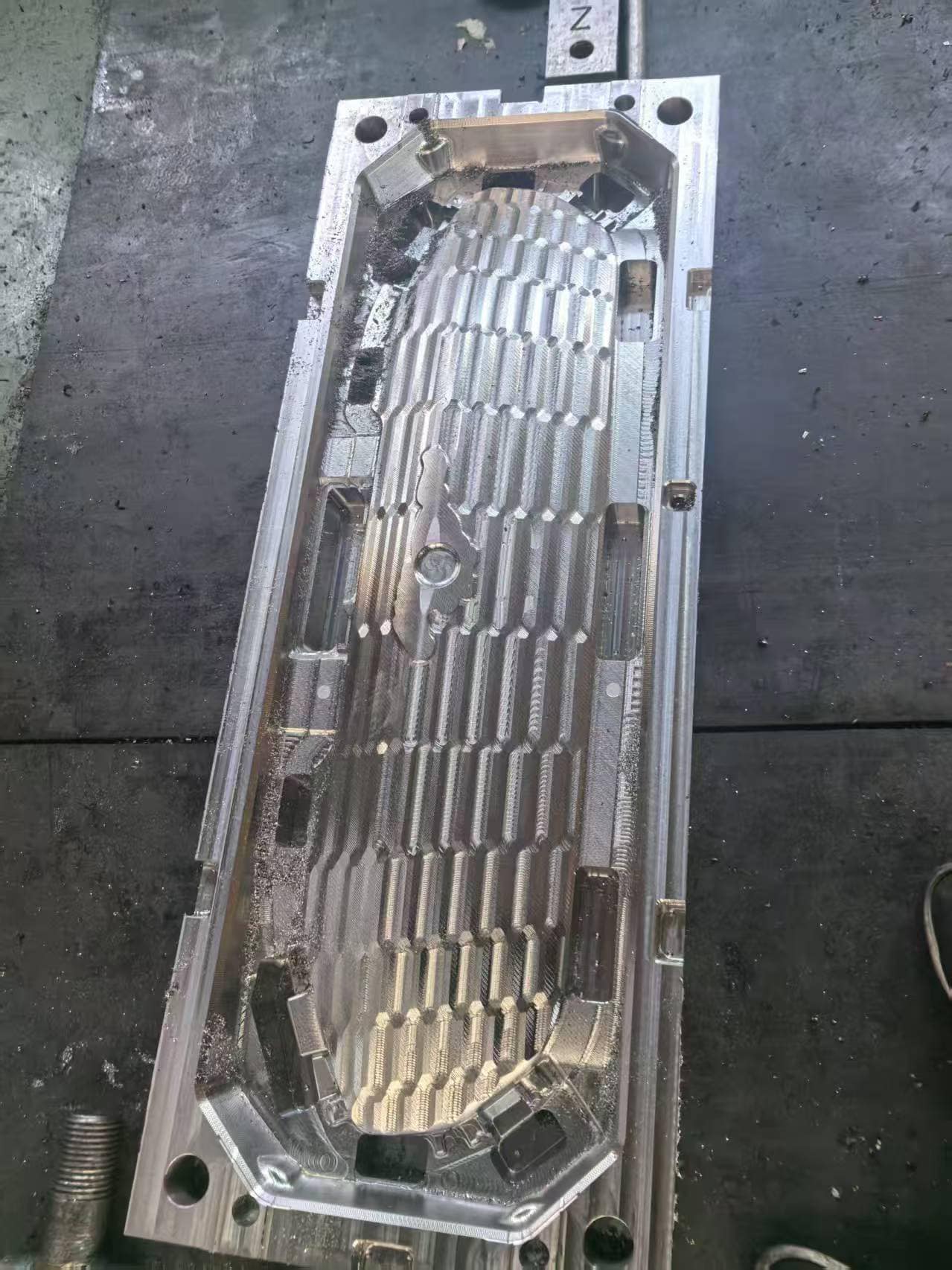 NON-GT 3D GRILL