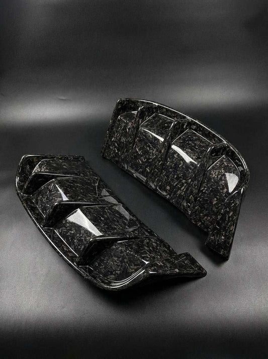 Rear diffuser for Mustang Mach-E 2021-2026 in high-quality carbon fiber