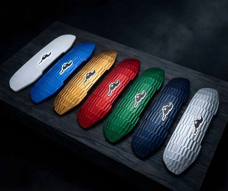 Ultimate Unbridle Pack Mach-E grille with front and rear LED ponies in silver